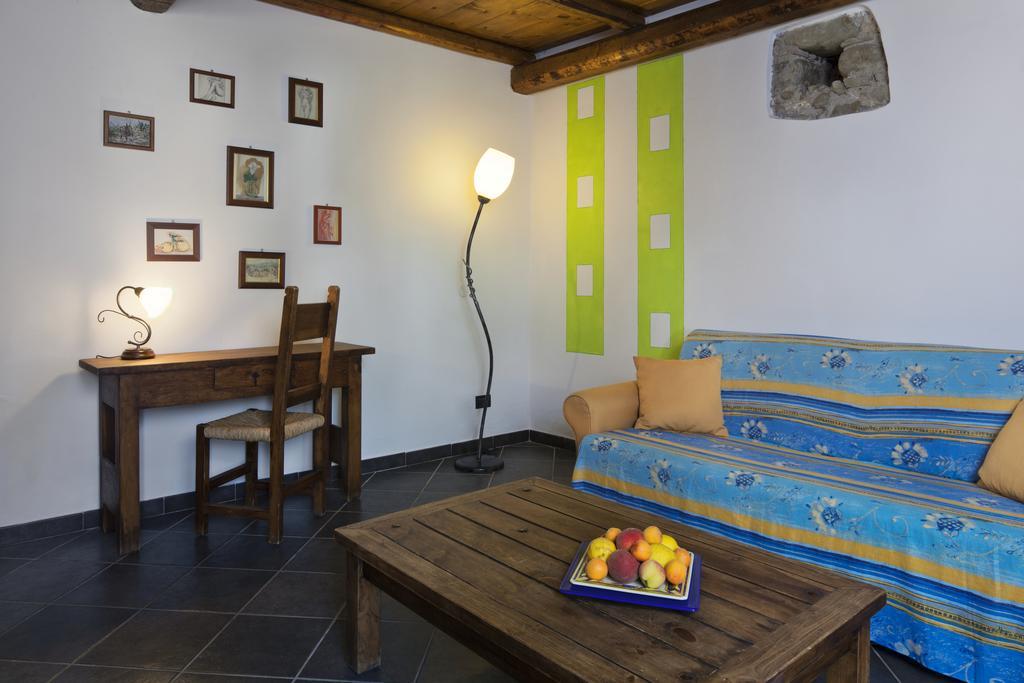 Agriturismo Terrenia Villa Trappitello Buitenkant foto