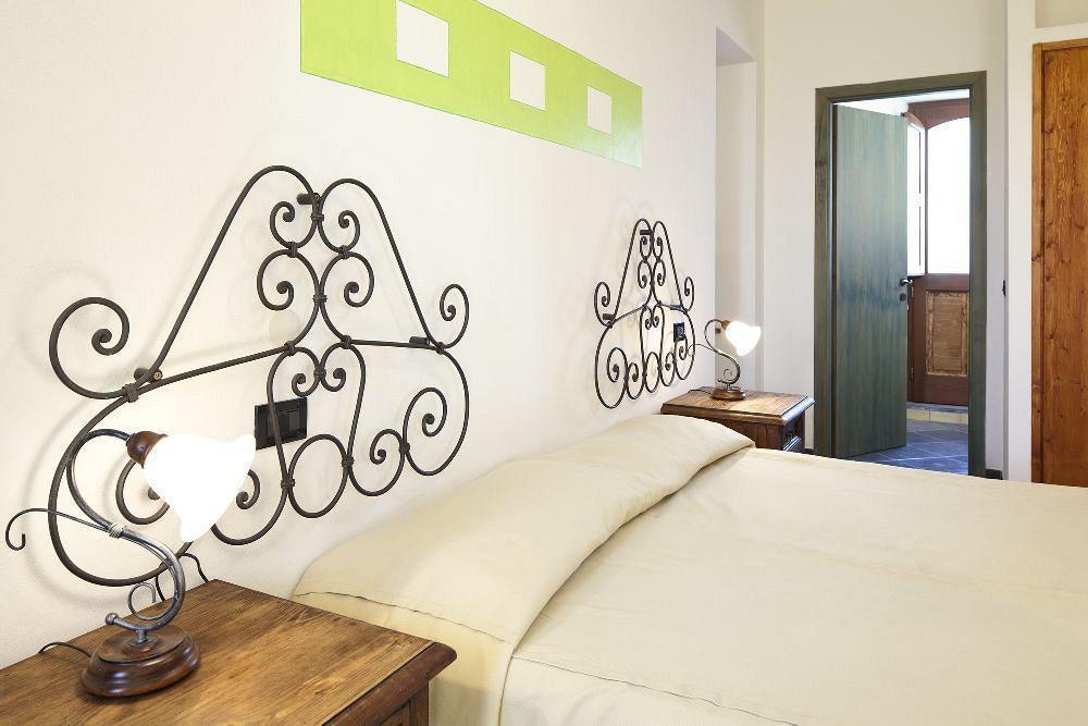 Agriturismo Terrenia Villa Trappitello Buitenkant foto