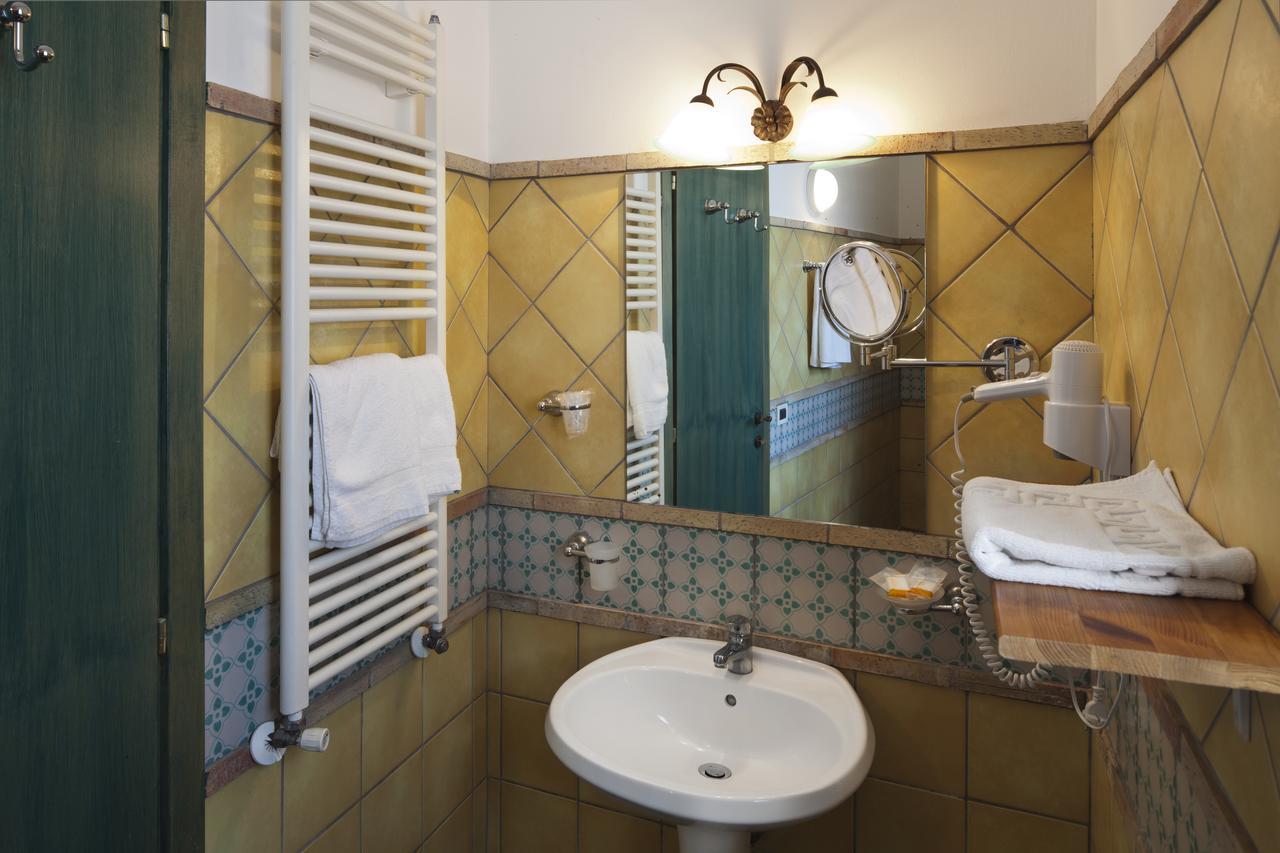 Agriturismo Terrenia Villa Trappitello Buitenkant foto